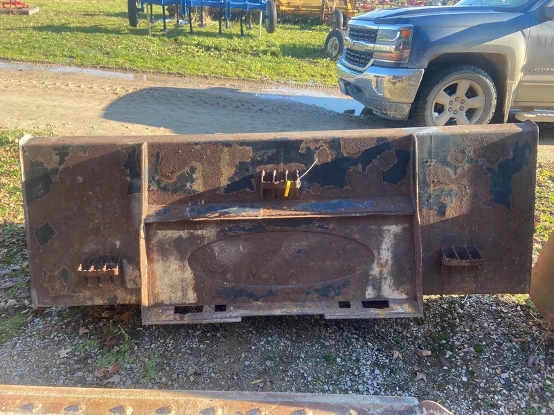 Attachments  Bucket - 7FT Photo